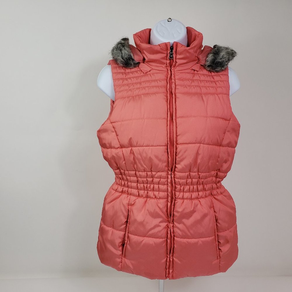New York & Company Women’s Pink Puffer Hoodie Vest